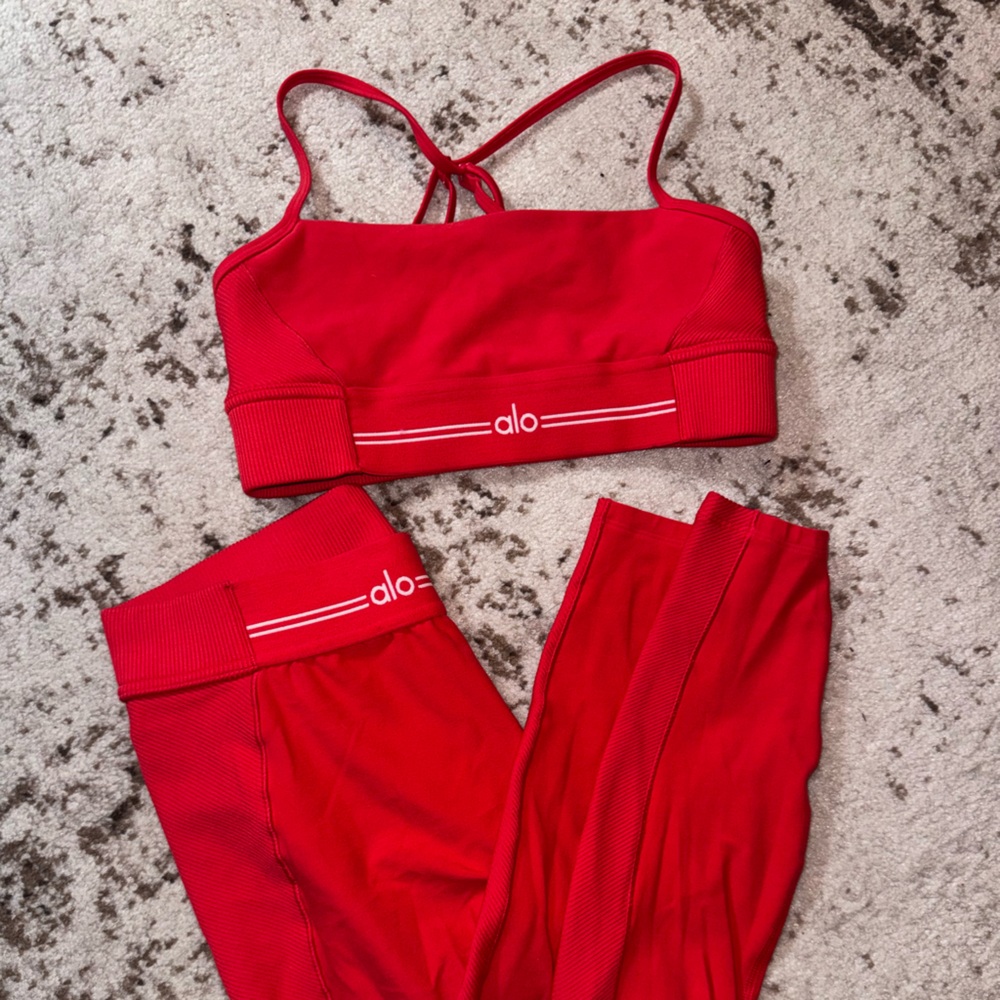 Alo Yoga Candy Red Sports Bra - Picture 6 of 6